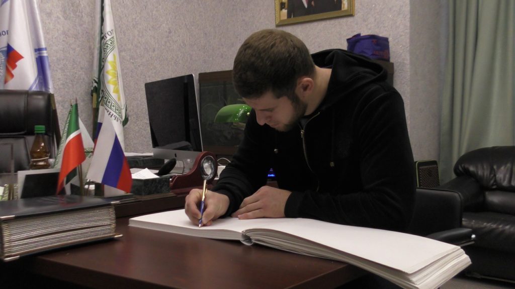 Аюб Гуданатов.