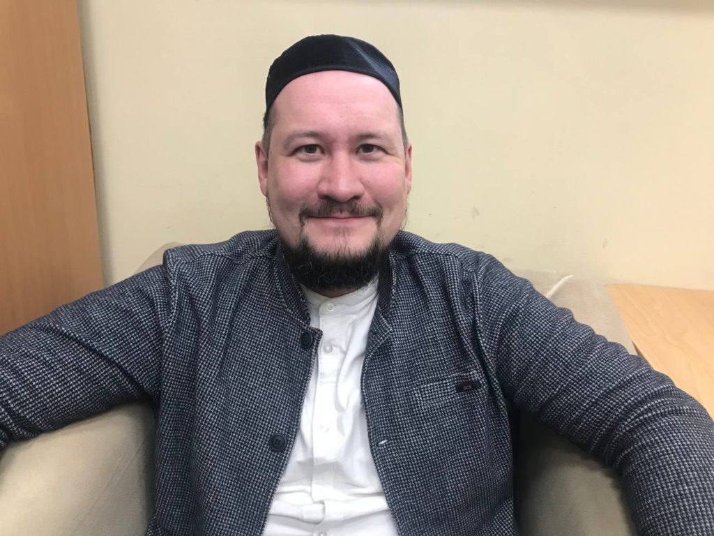Путь параолимпийского чемпиона Руслана Салимова к духовному просветлению и благотворительной деятельности