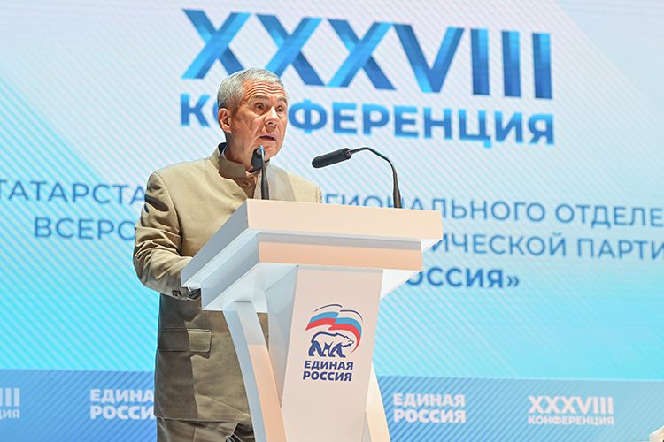 Рустам Минниханов высоко оценил организаторские способности Илдара Баязитова
