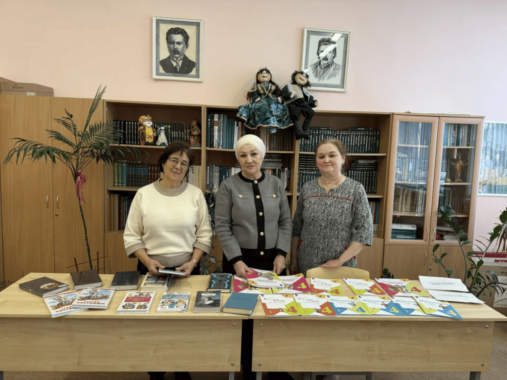 В Международный день школьных библиотек Малика Гельмутдинова поддержала Гимназию №17